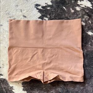 Spanx Size Medium Nude Color EUC